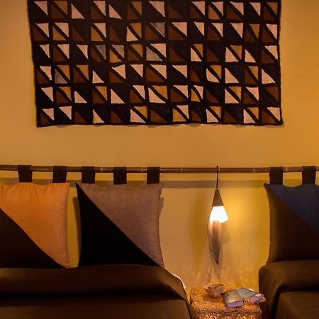 Dimora Dei Giganti Apartment Наполи Екстериор снимка