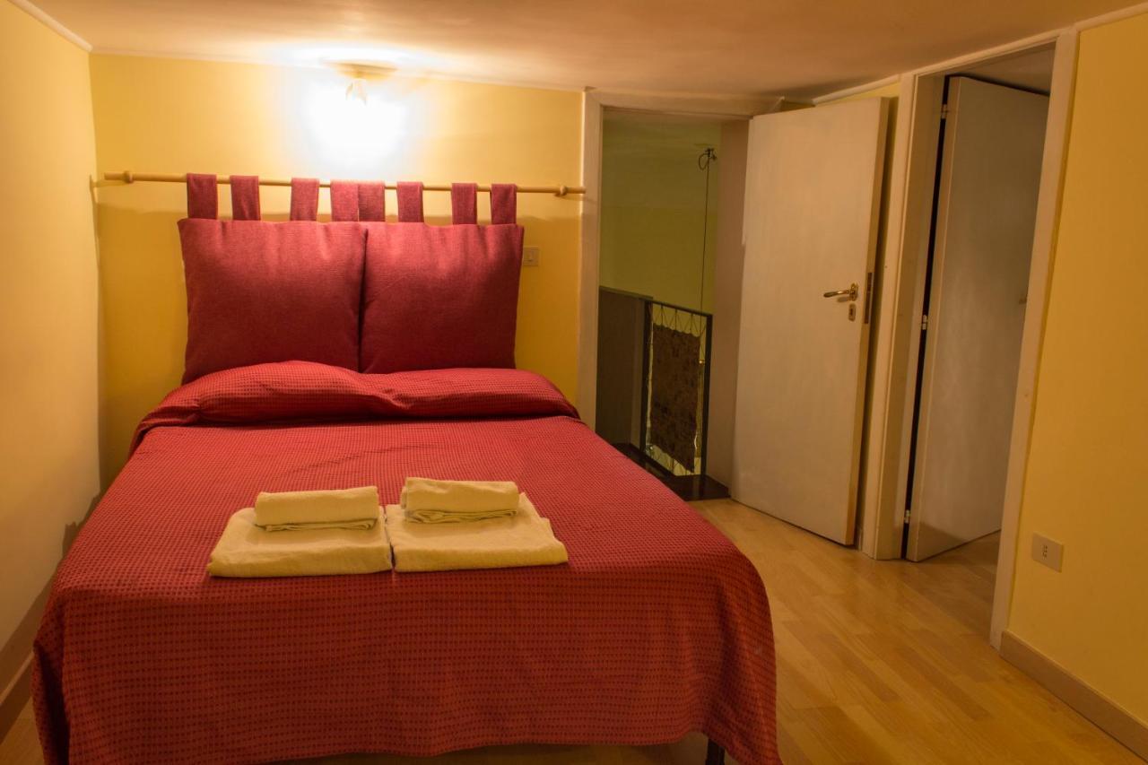 Dimora Dei Giganti Apartment Наполи Екстериор снимка